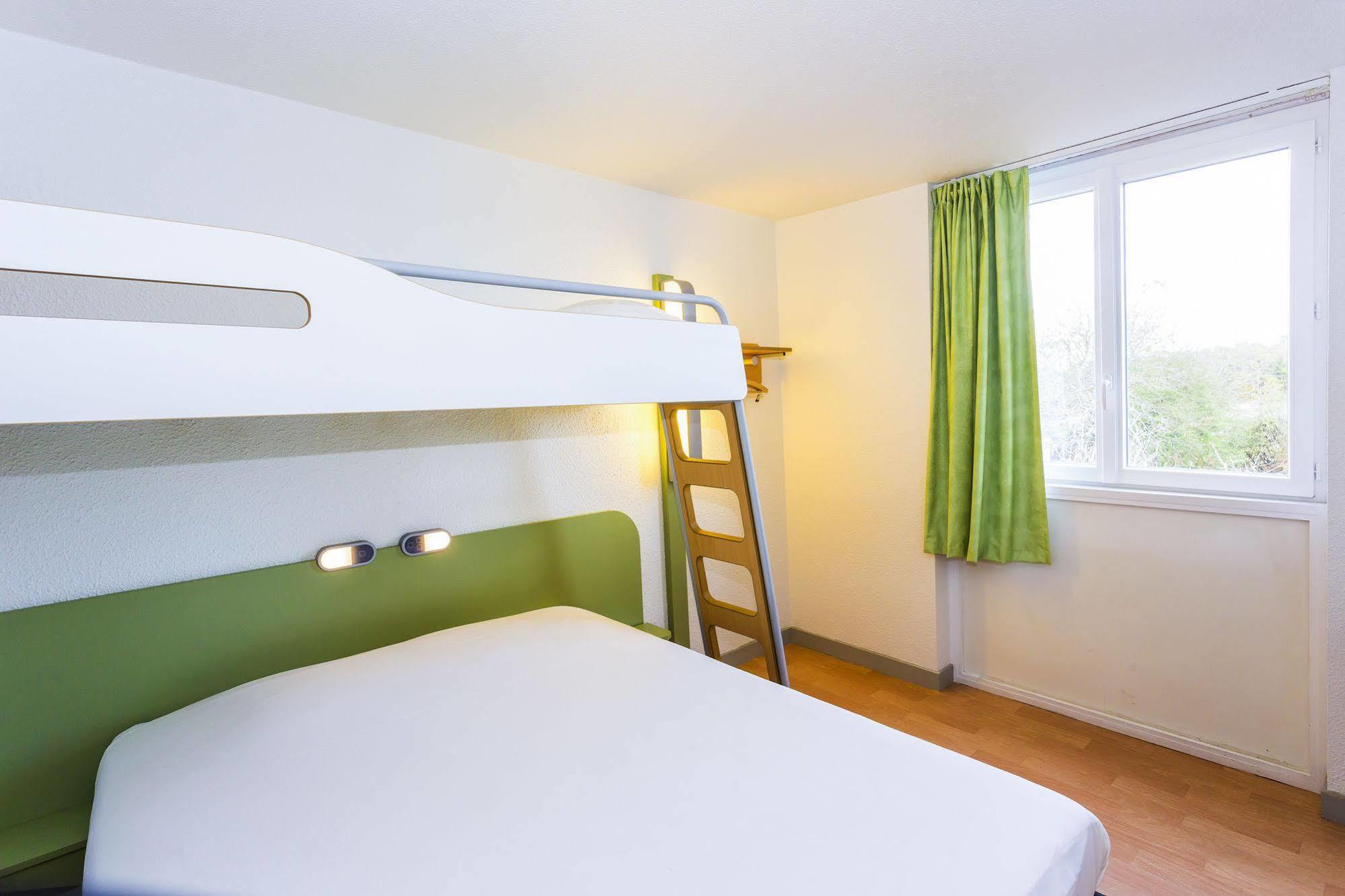 Ibis Budget Paris Porte D'Aubervilliers Exterior foto